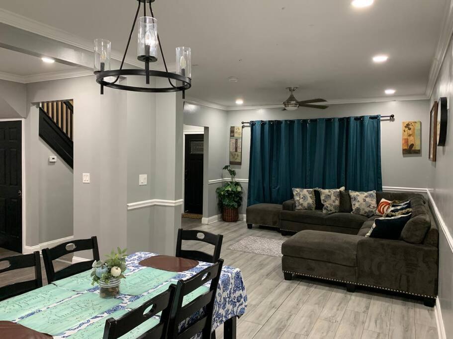 Home Away From Home On Lasalle - 3 Bd 2 Bth Slps 6 Niagarafallen Exteriör bild